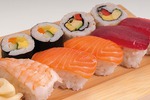 Mixed fish sushi 